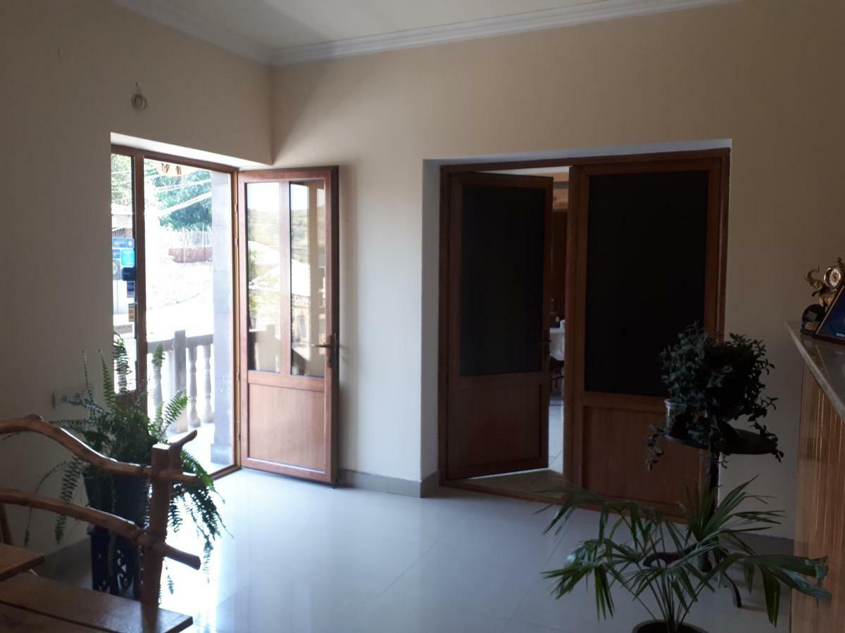 Hotel Vivas Goris Dış mekan fotoğraf